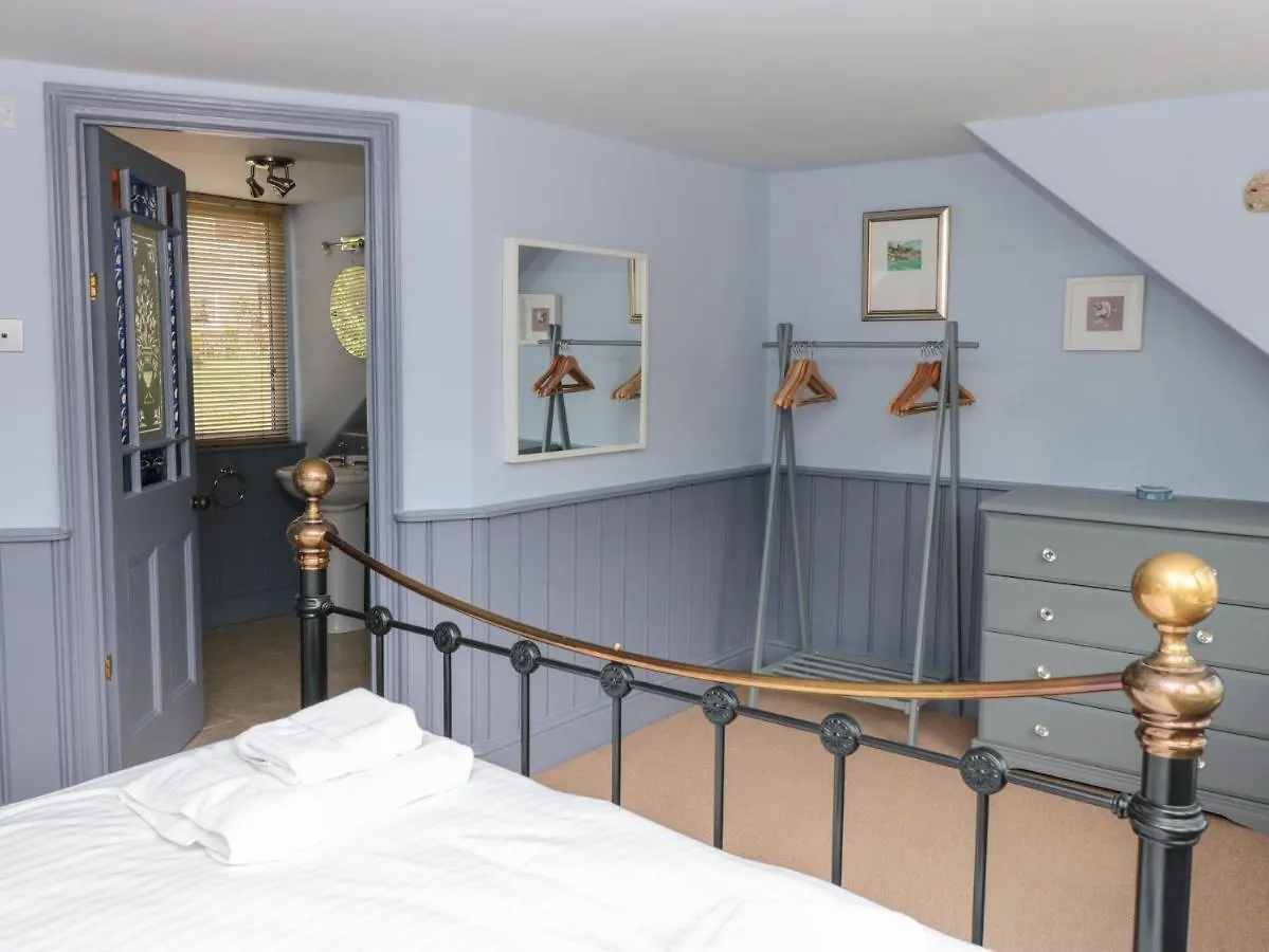 Anchor * Salcombe