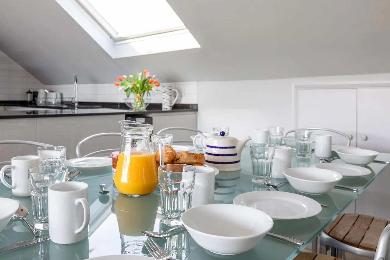 2 Church Hill House Salcombe