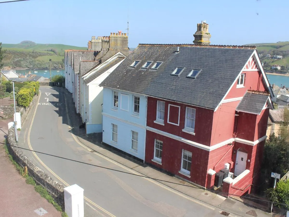 Yardarm Holiday home *