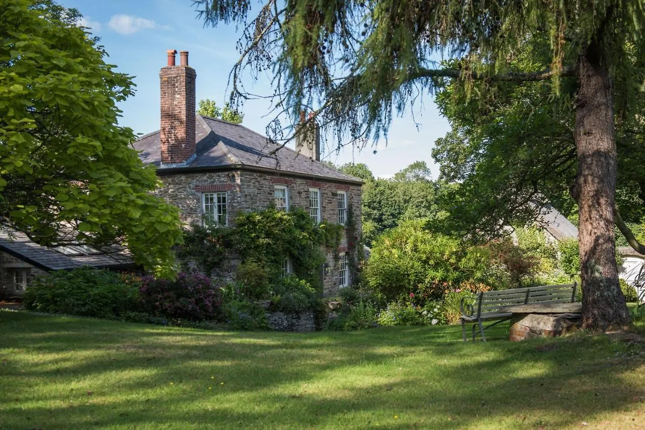 Vine House * Salcombe