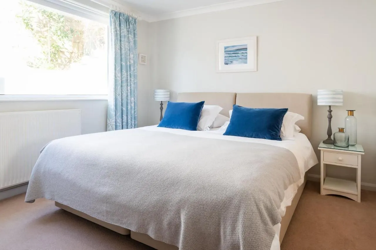 Treetops Holiday home *