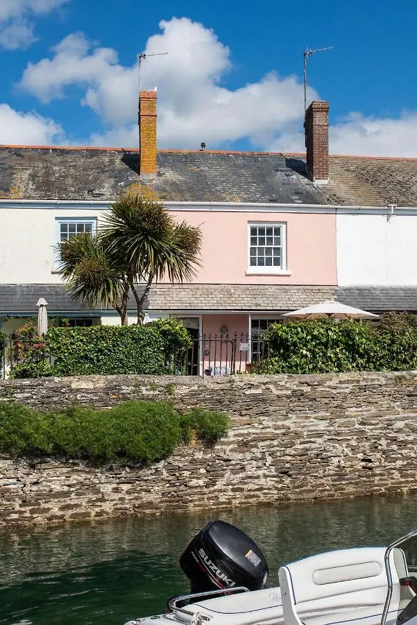 7 Victoria Quay Holiday home Salcombe