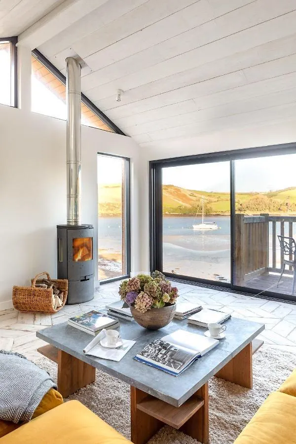 Holiday home Horsepool Boathouse