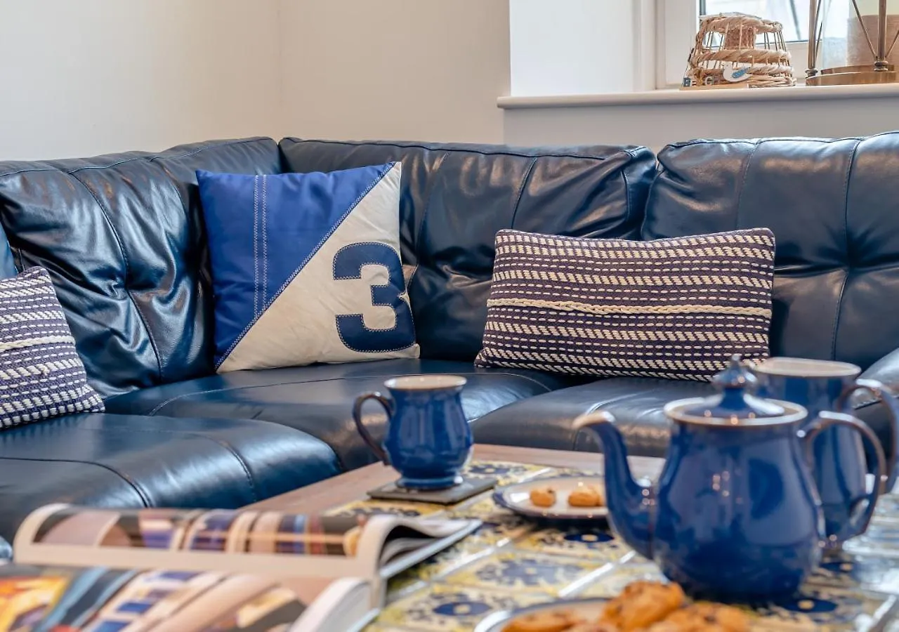 Magdala Garden Apartment Salcombe