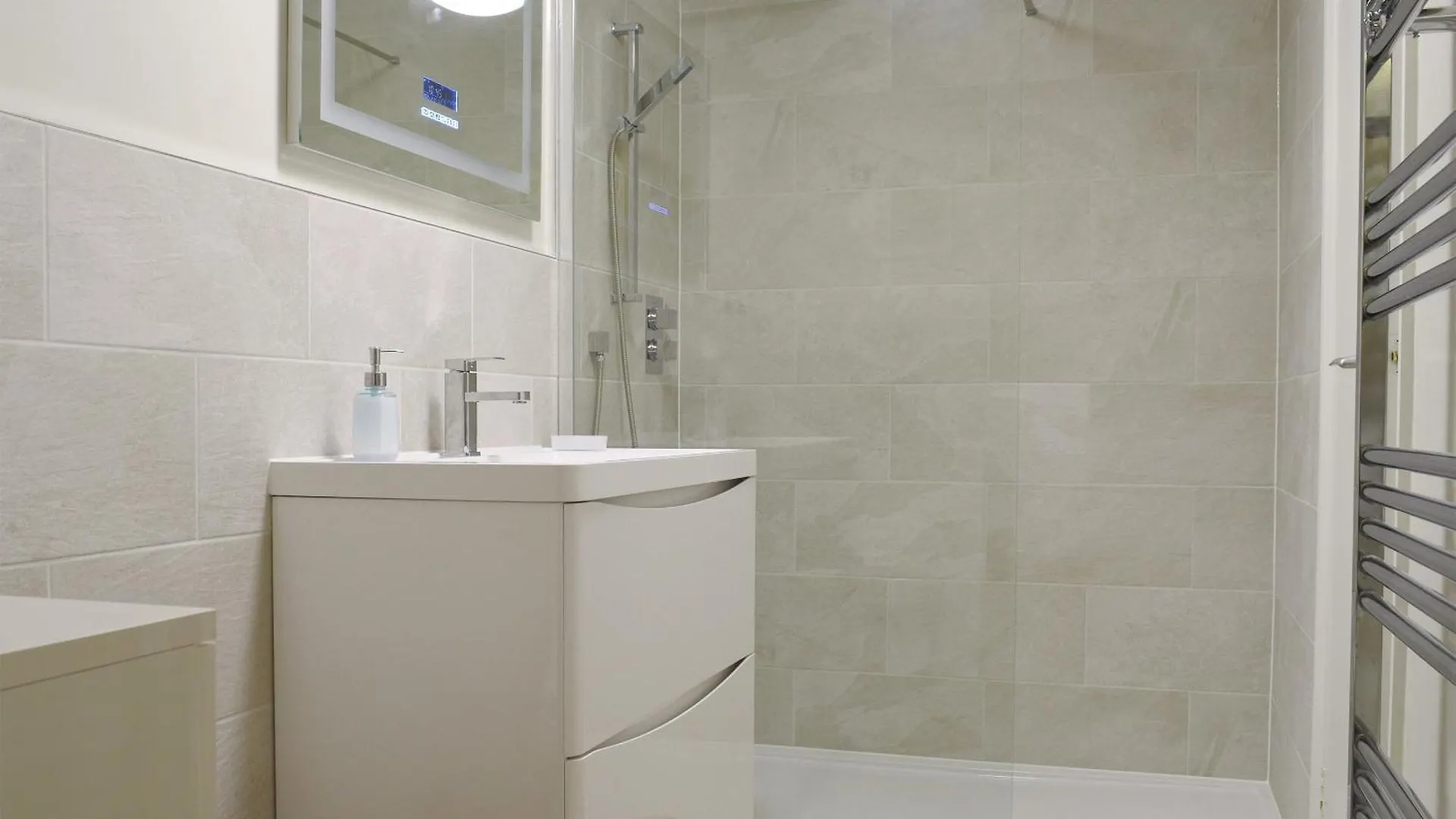 Estuary House Flat 3 Holiday home *