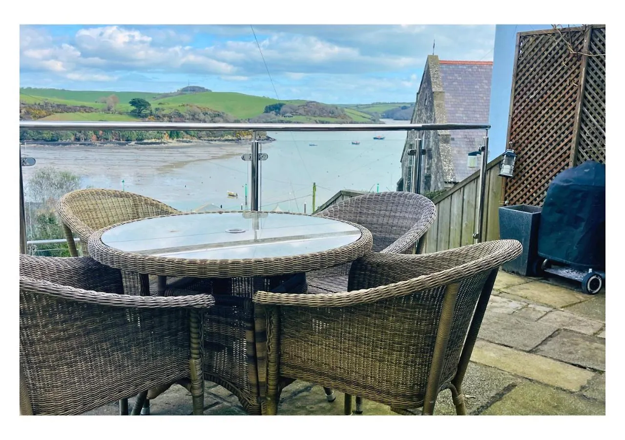 Holiday home 3-bedroom With Stunning Estuary Views
