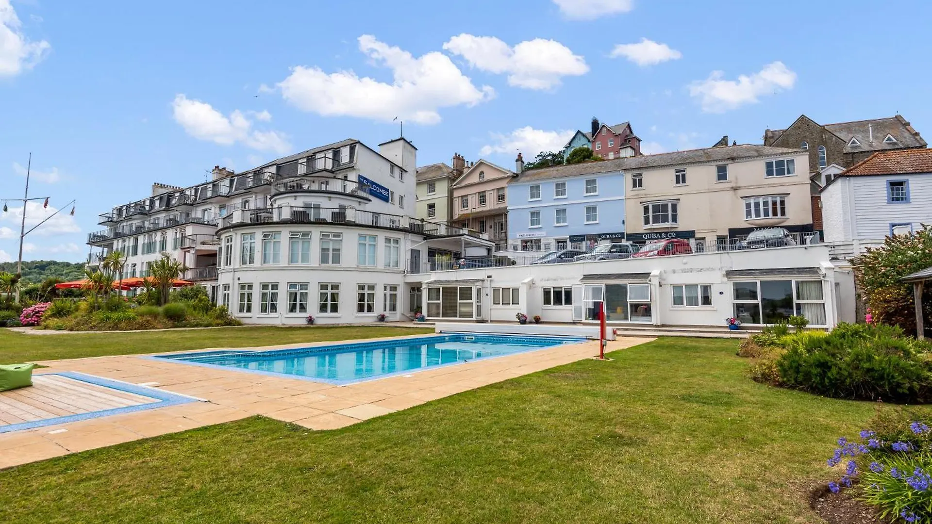 N ° 42 The Salcombe