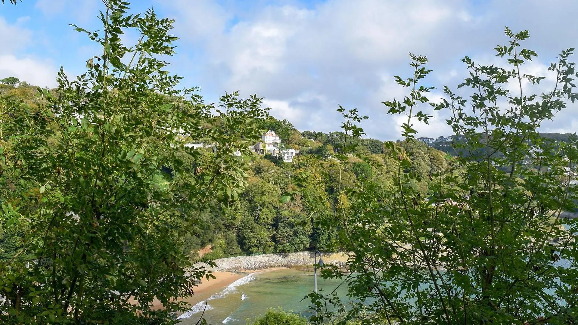 Estuary House Flat 3 Holiday home