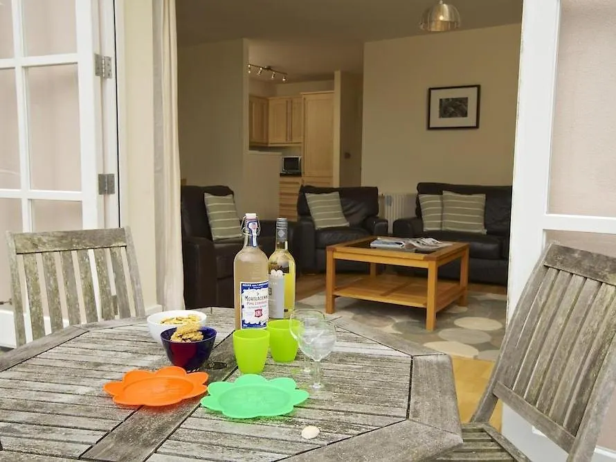 3 Combehaven * Salcombe