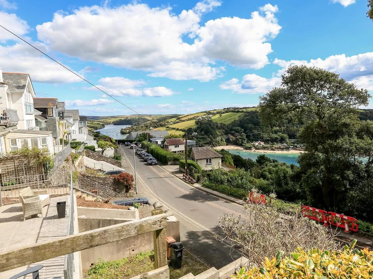 Sunrise, 8 Melbury Holiday home Salcombe