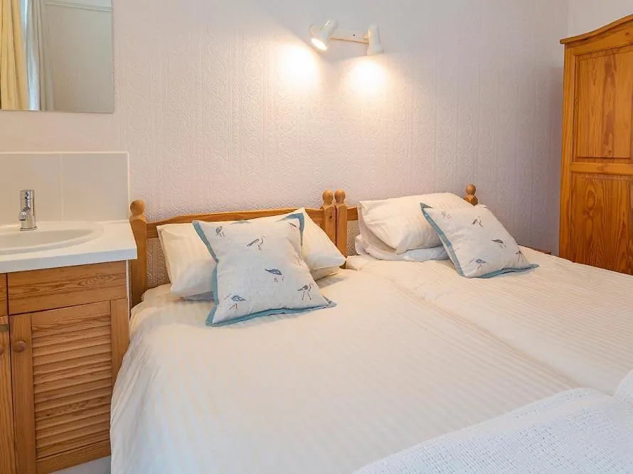 1 Hazeldene Holiday home Salcombe