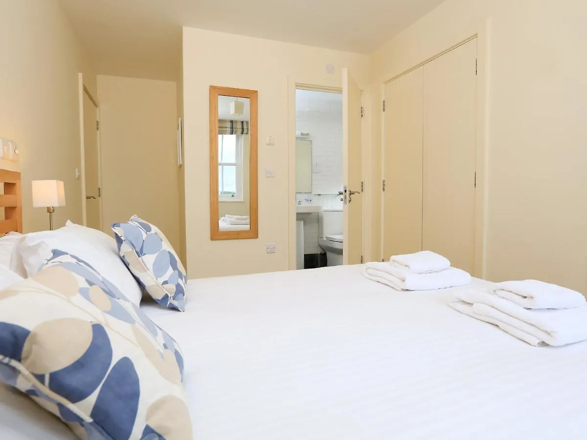 14 Combehaven