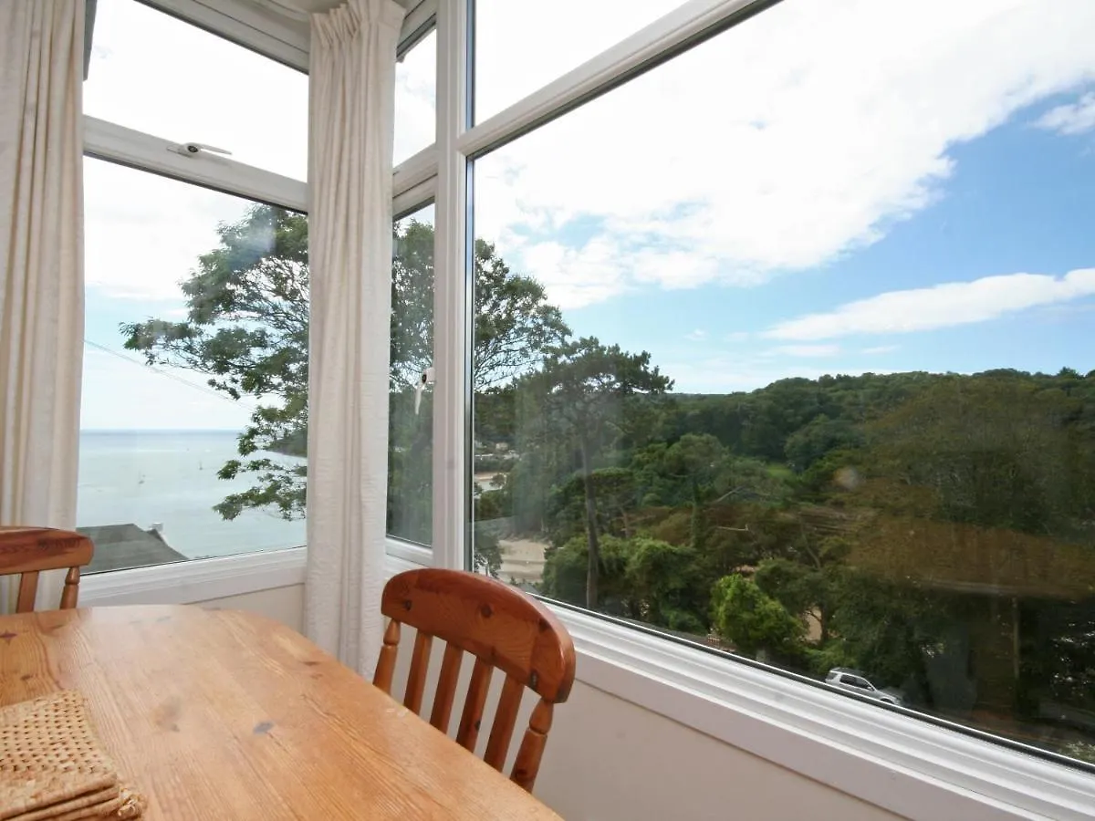 1 Hazeldene