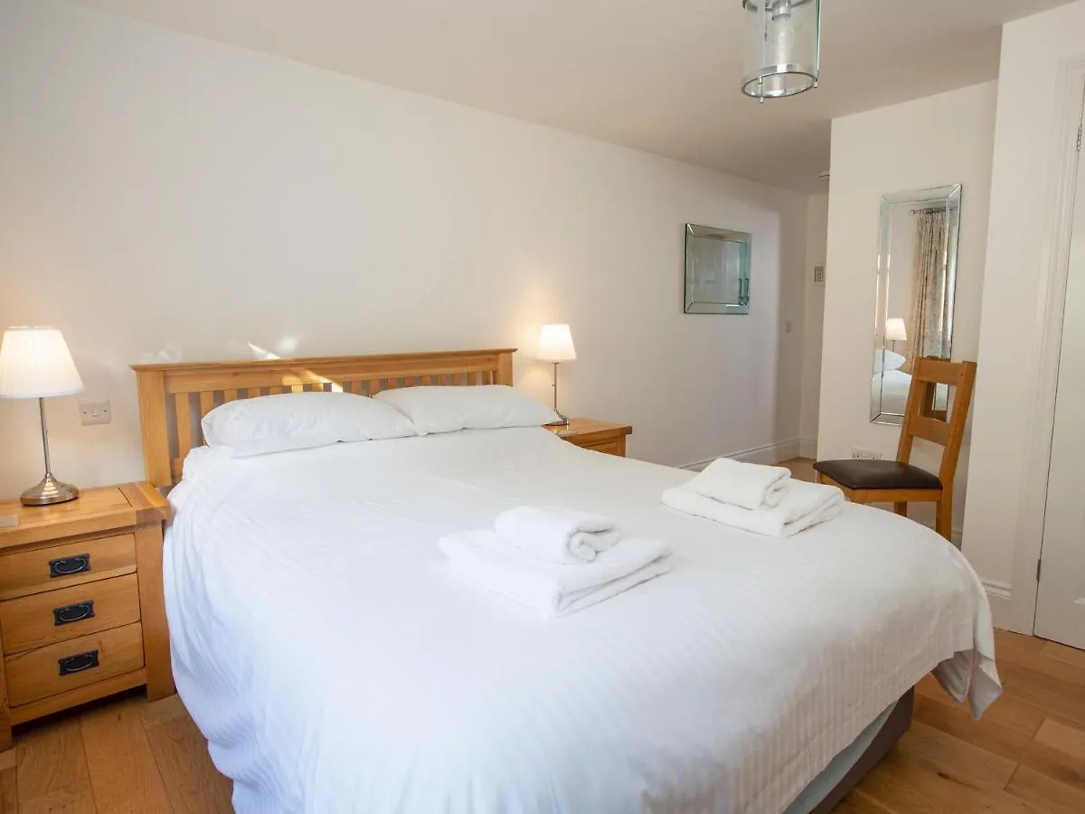 1 Lyndhurst Holiday home *