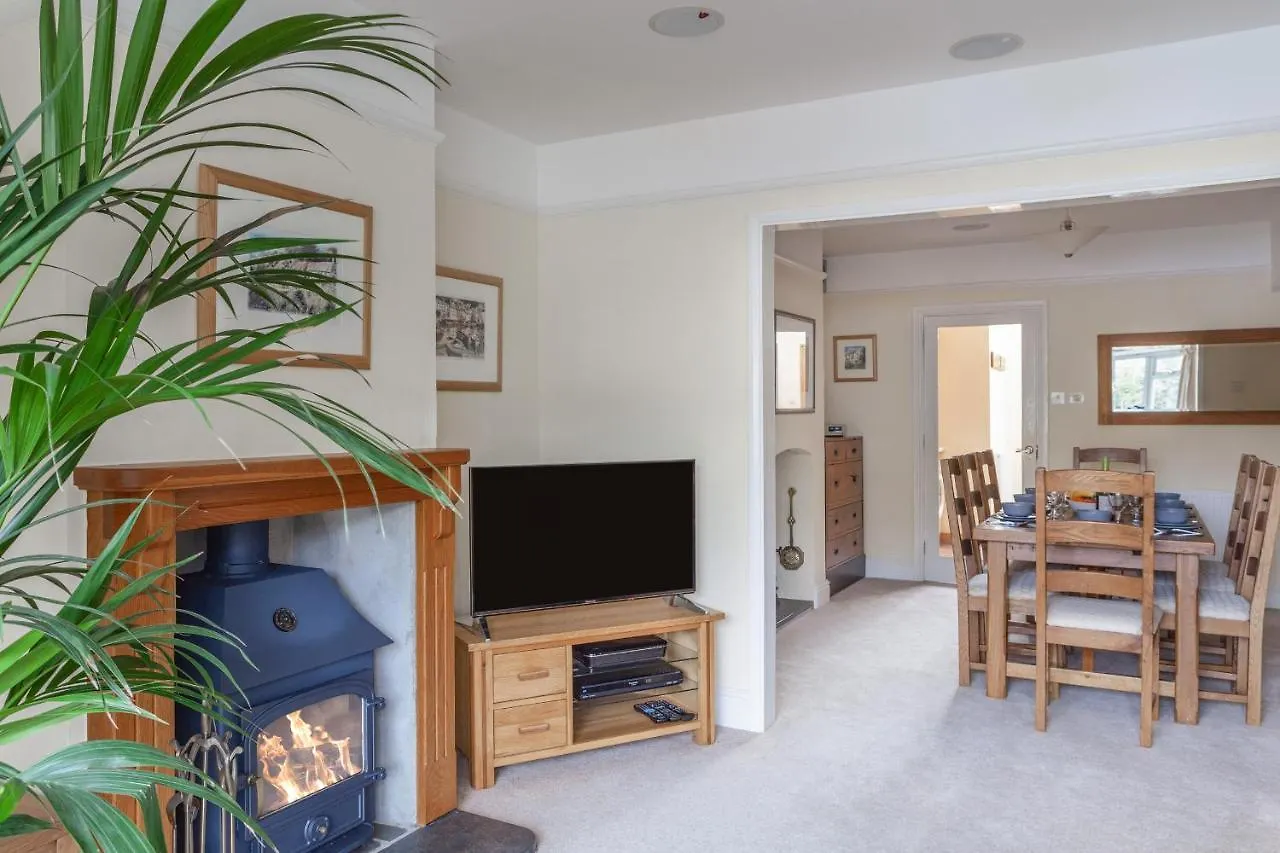 Holiday home Home