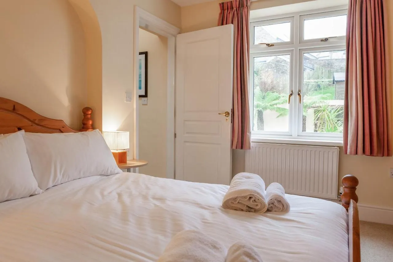 Home Holiday home Salcombe