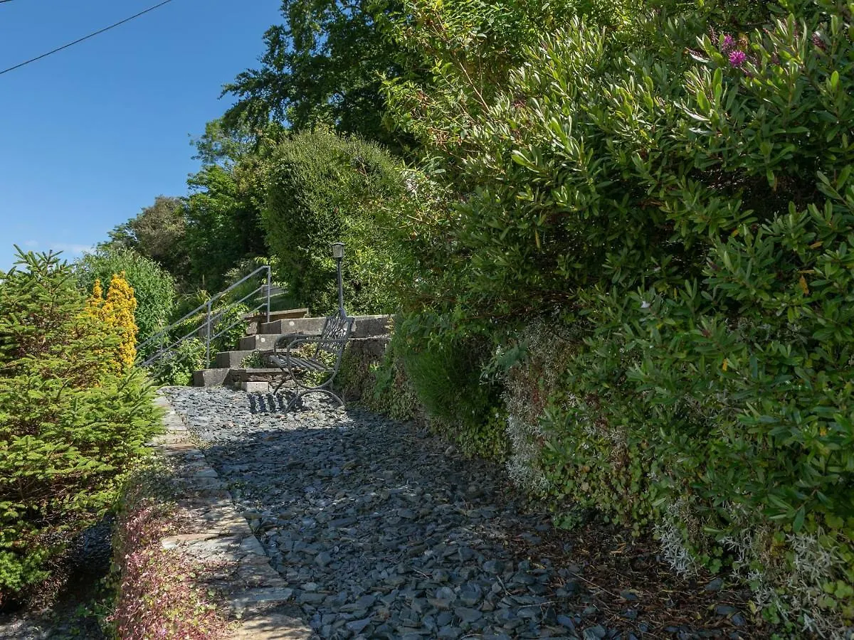 2 Rockmount Holiday home *