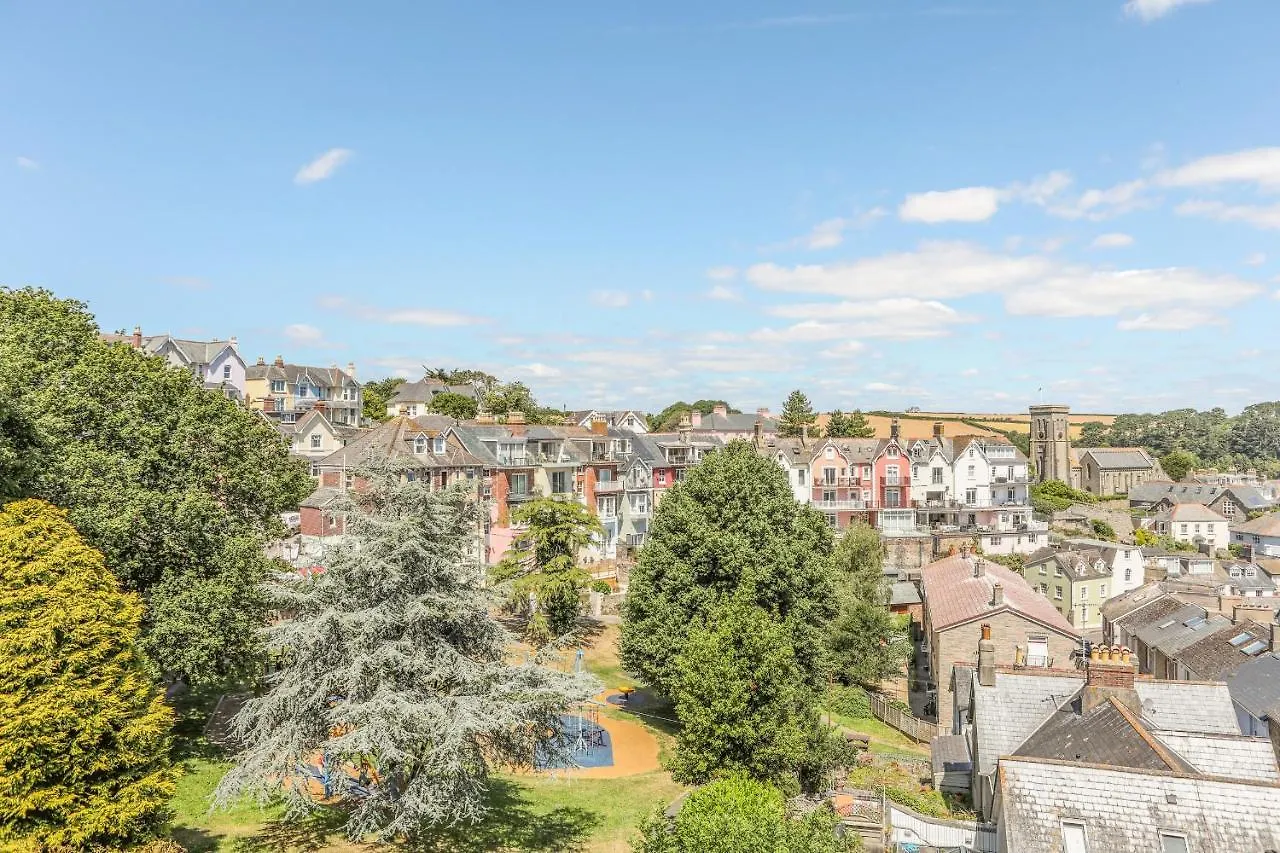 4 Glenthorne House * Salcombe