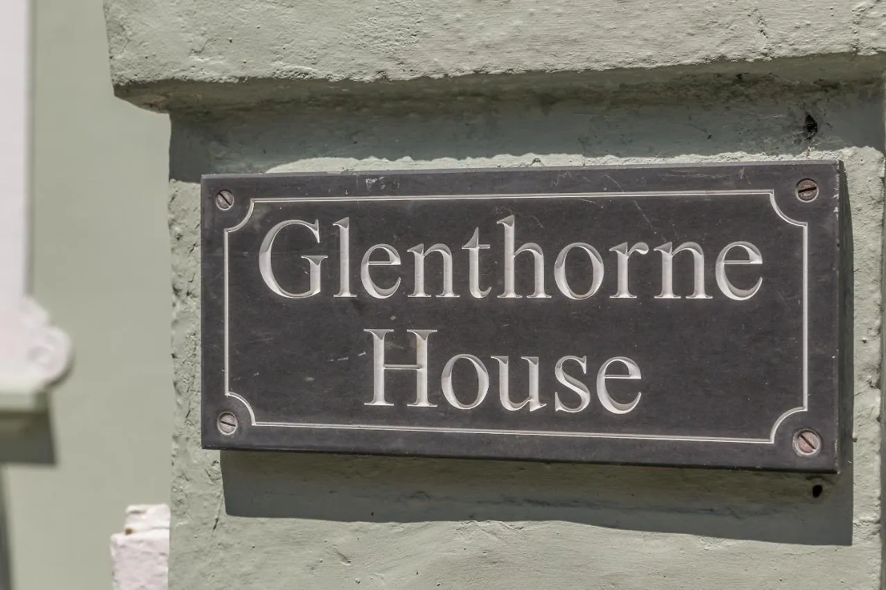 4 Glenthorne House Apartment