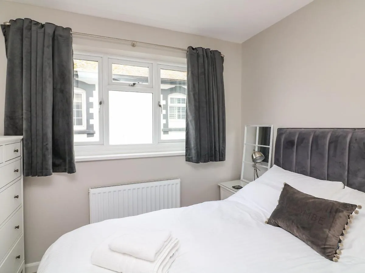 1 Church Hill House Salcombe