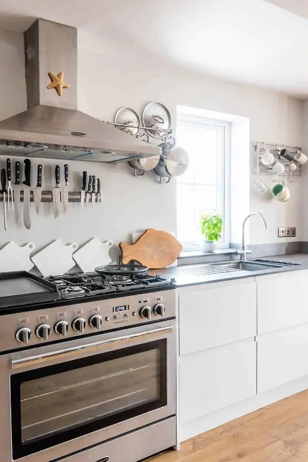 10 Buckley Street Salcombe