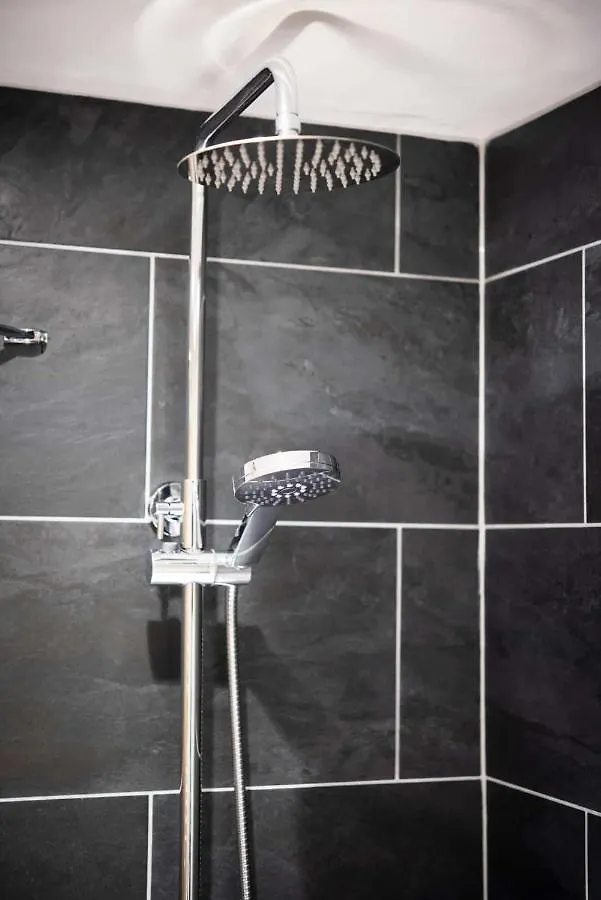 30 Church Street * Salcombe