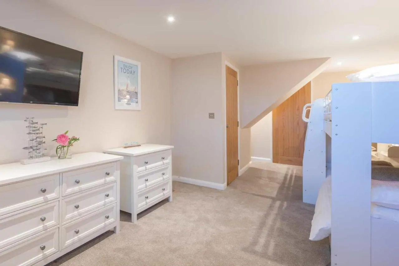 Holiday home 30 Church Street Salcombe