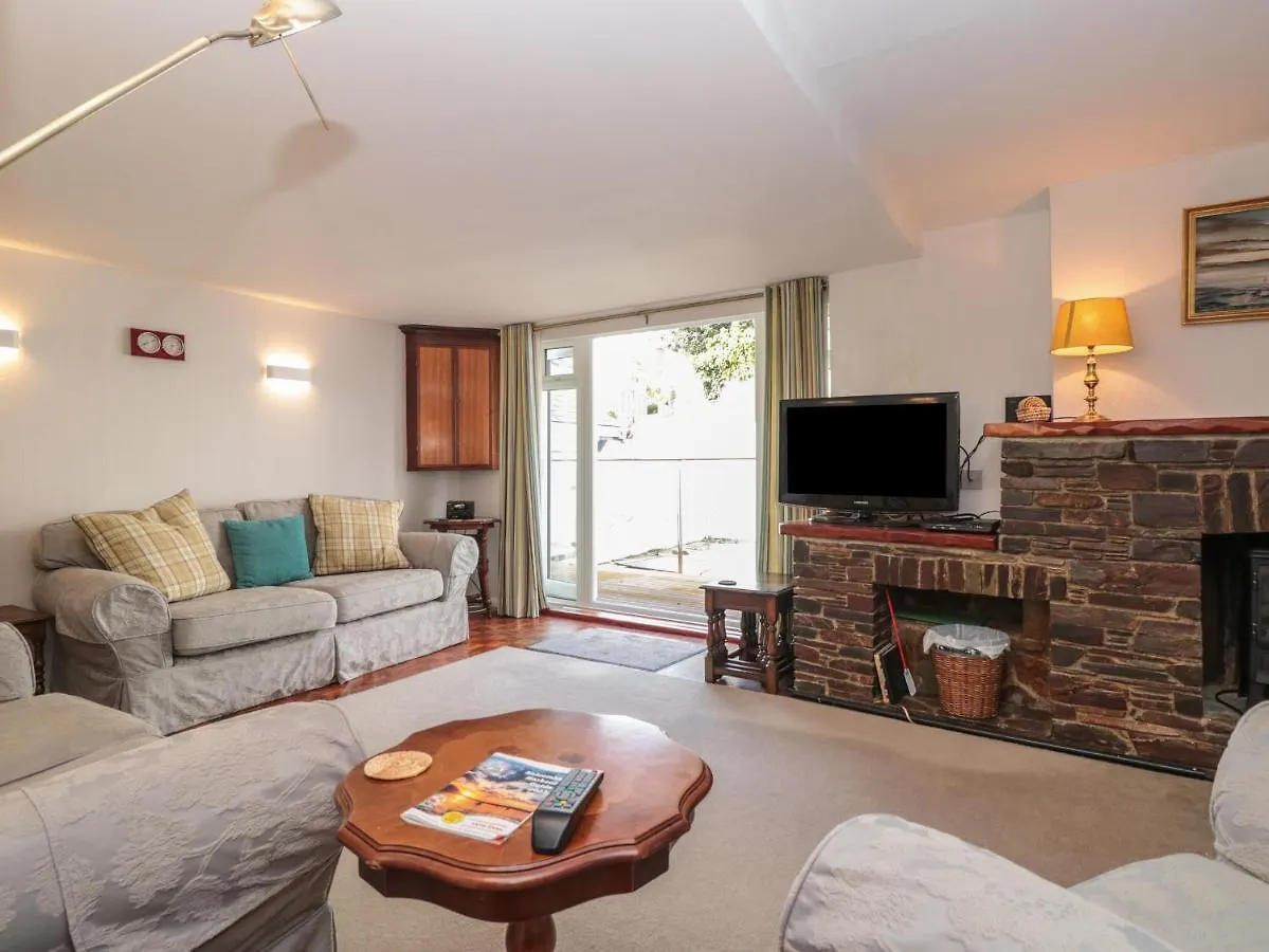 Topside Apartment Salcombe