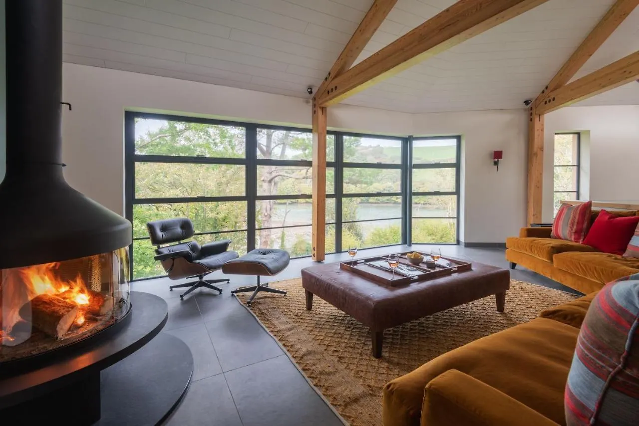 Goodshelter Bay