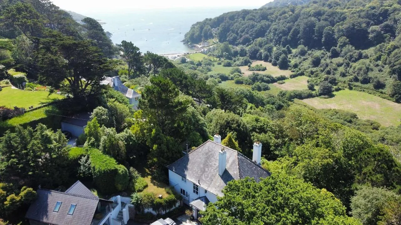 Holiday home Mandalay Salcombe