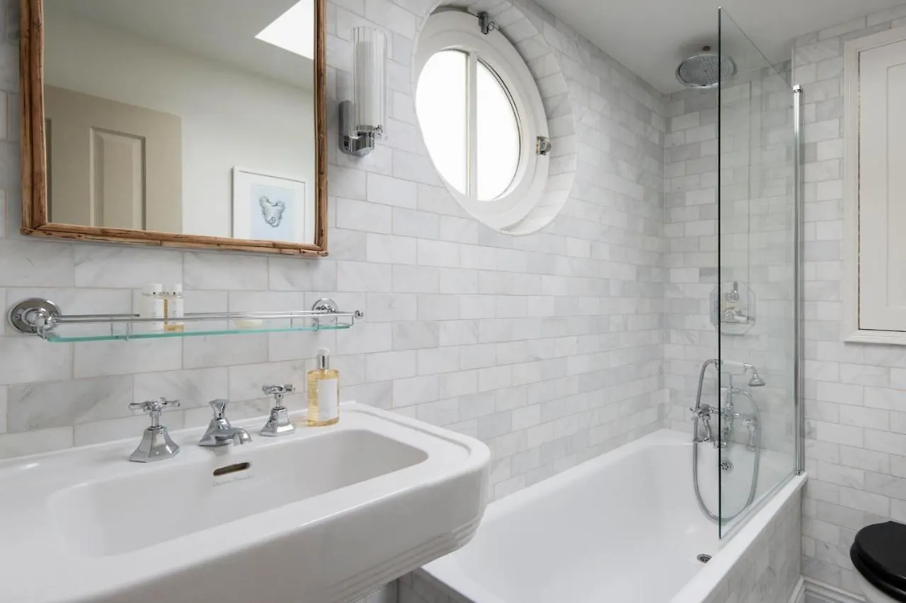 Painter's Holiday home Salcombe
