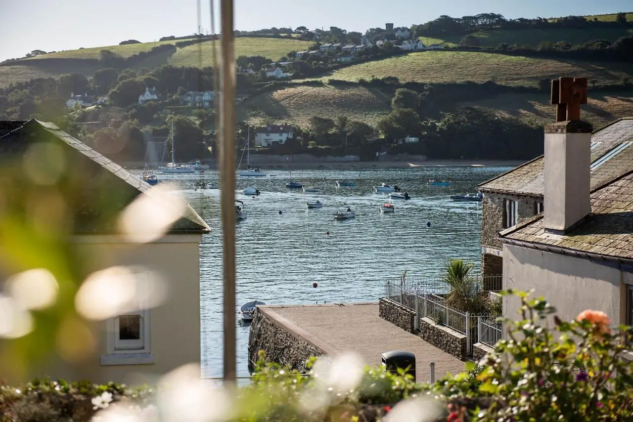 Painter's Salcombe