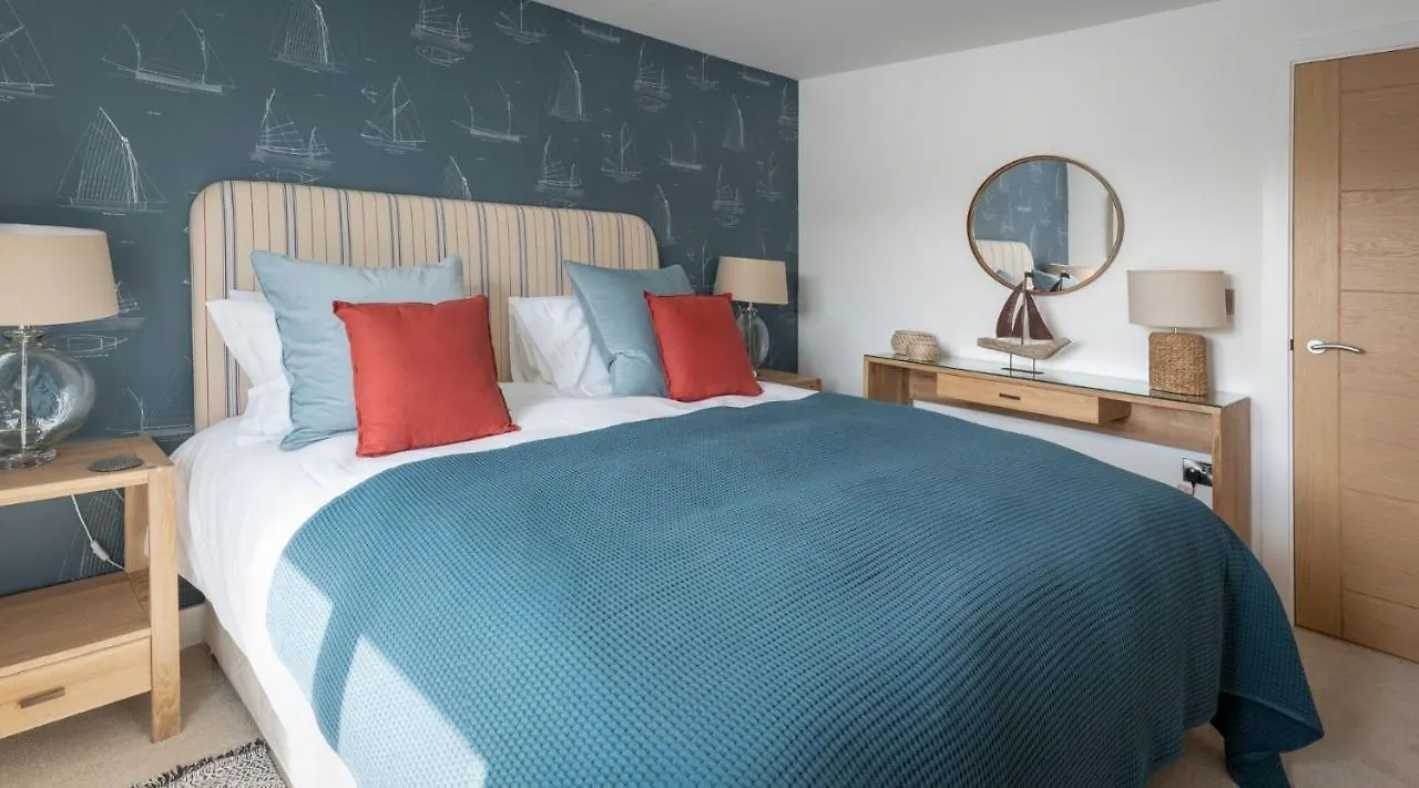Blackstone Salcombe