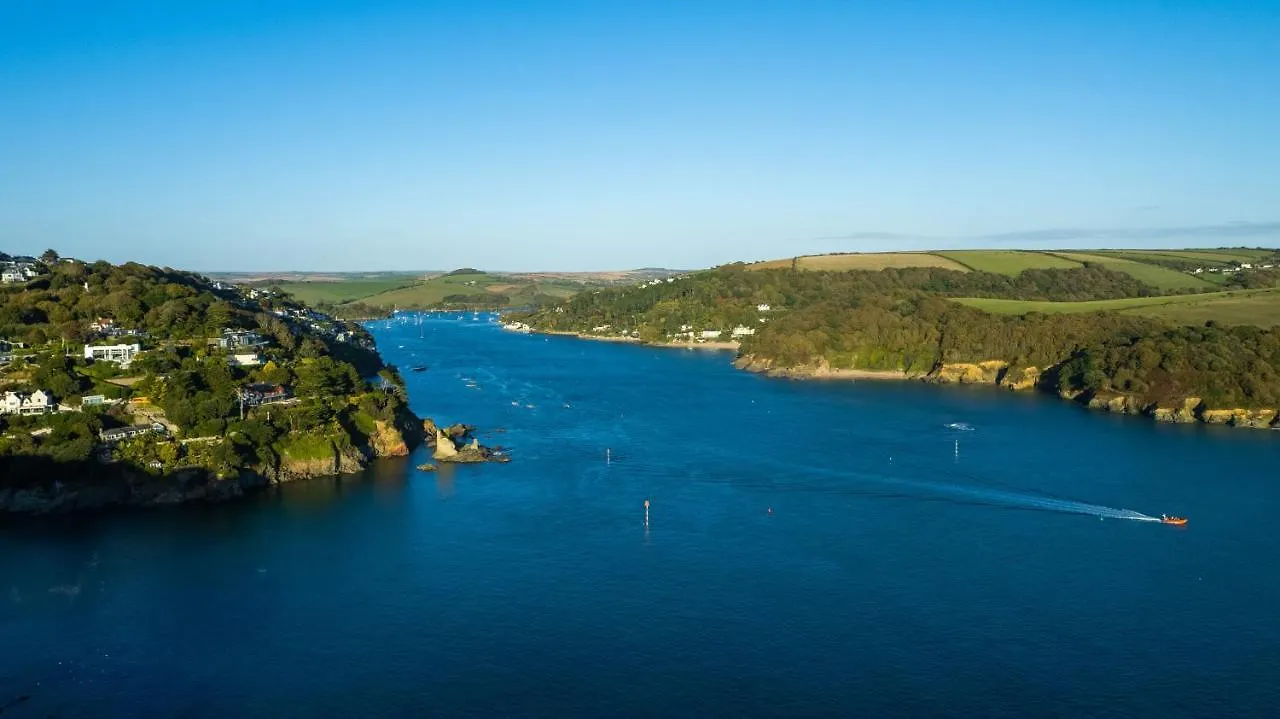Apartment 5 Combehaven *