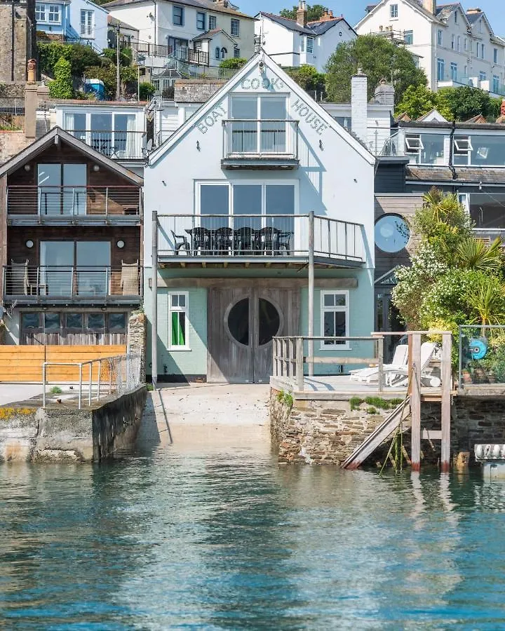 Cook's Boathouse Salcombe