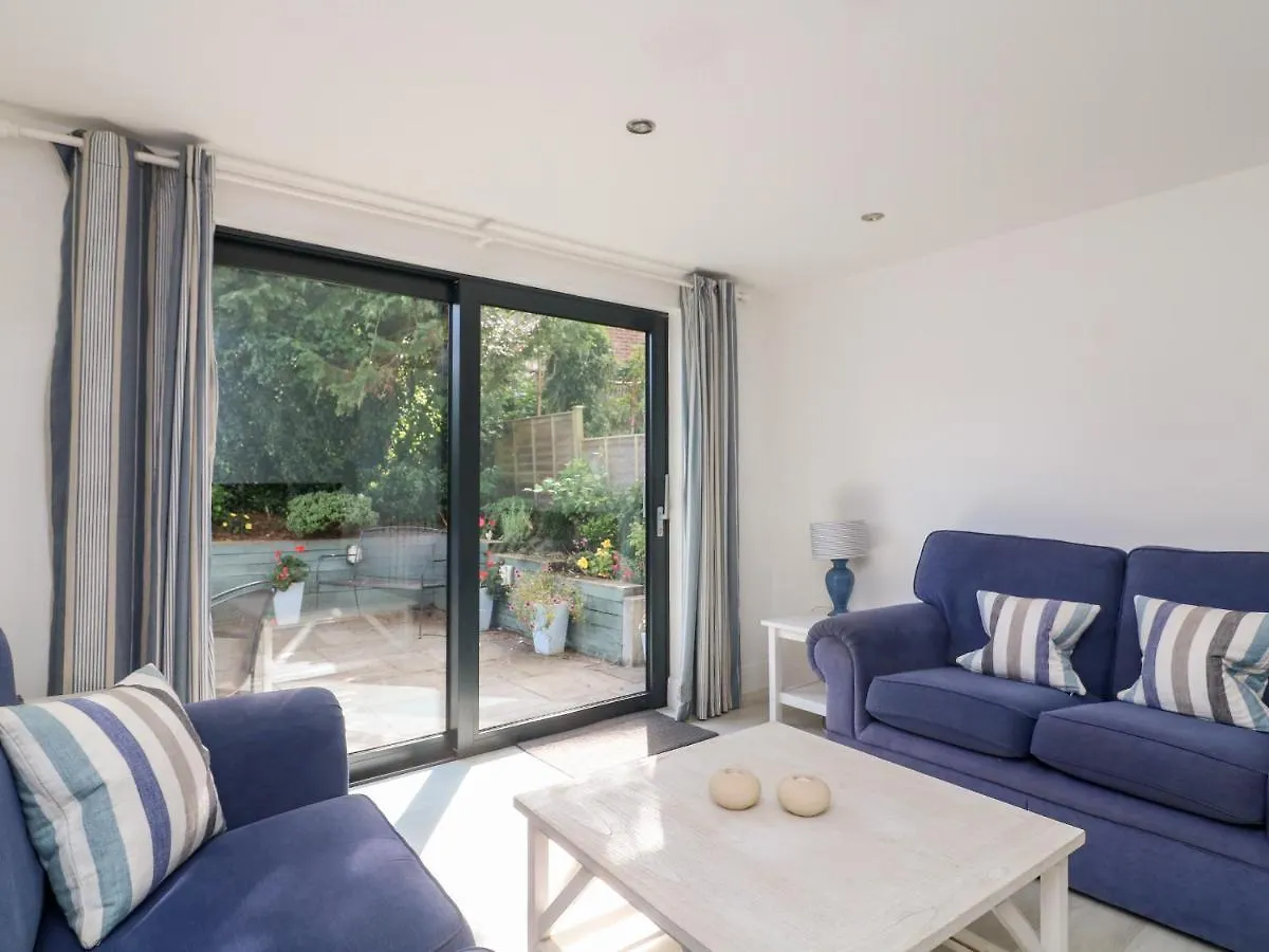 1 Camperdown