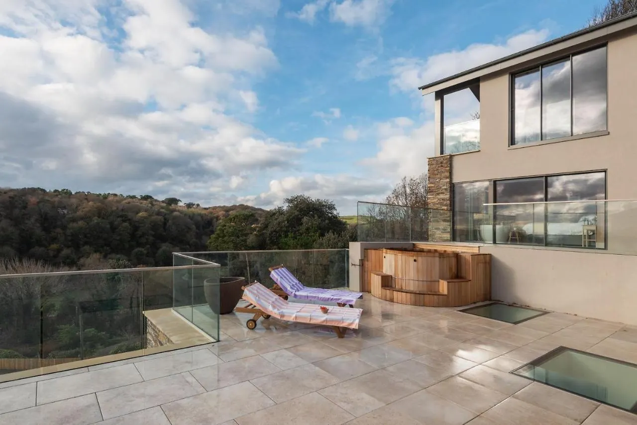 Topwood Salcombe