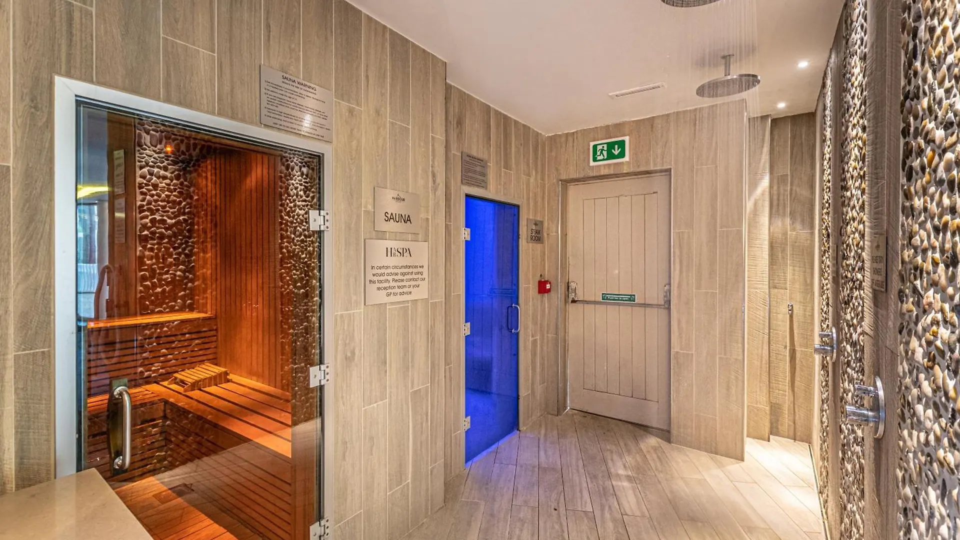 Hotel Harbour & 4*
