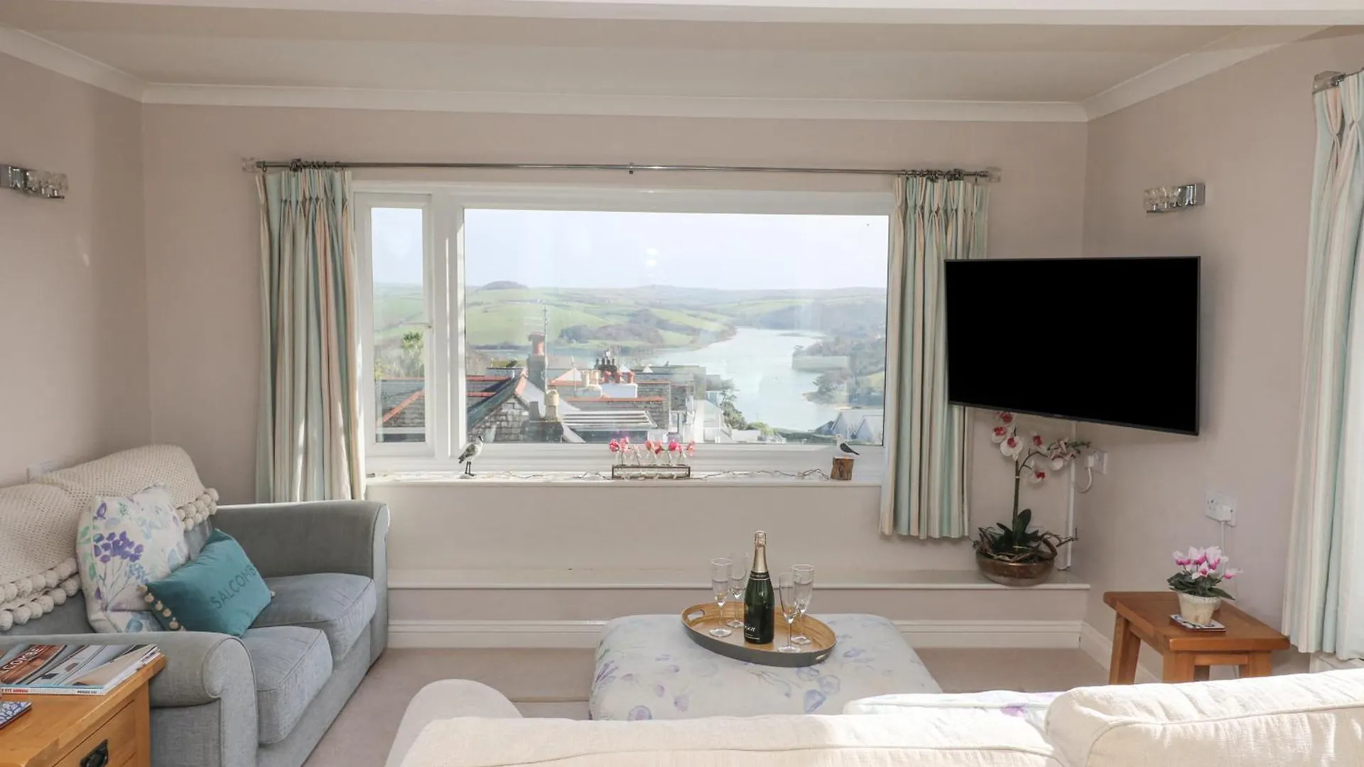 5 Melbury Salcombe