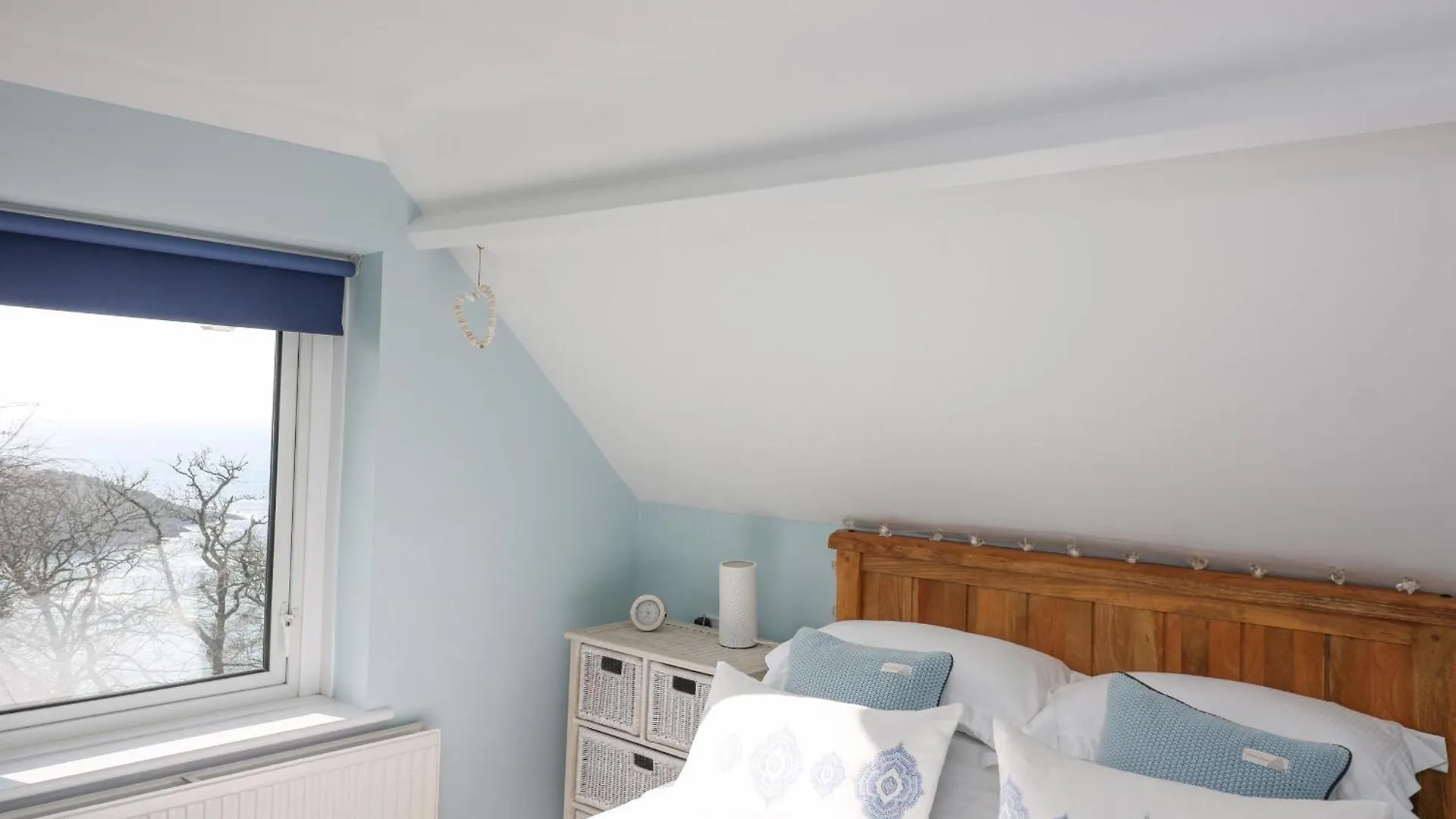 5 Melbury