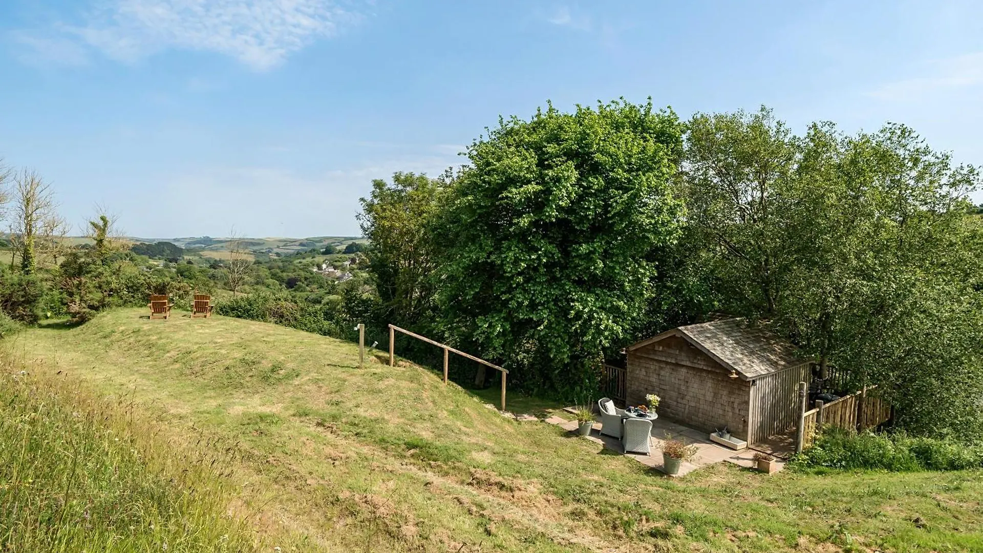 度假居 The Treehouse At Farm