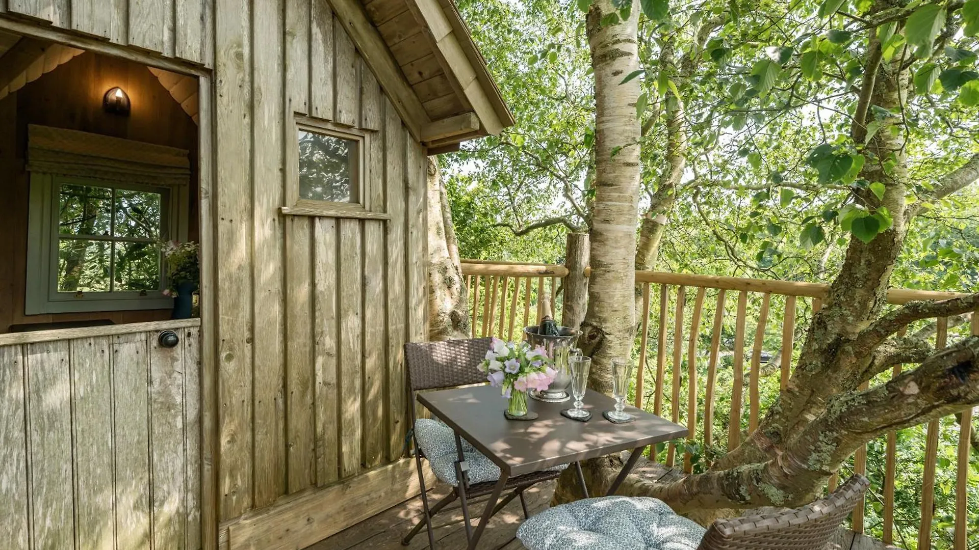 The Treehouse At Farm *