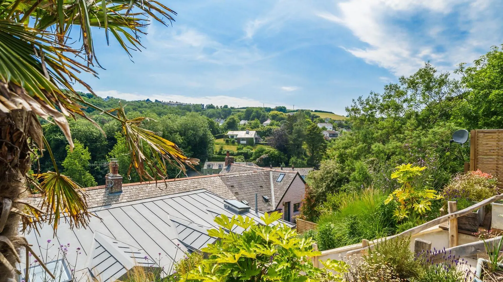 In Tranquil Hamlet Salcombe