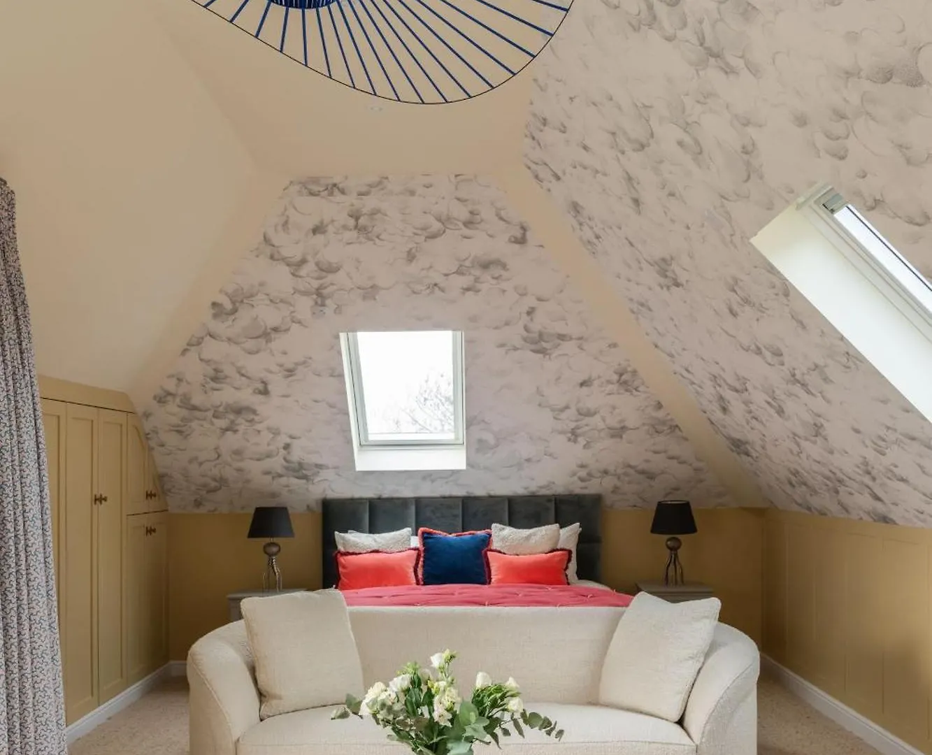 Mandalay * Salcombe