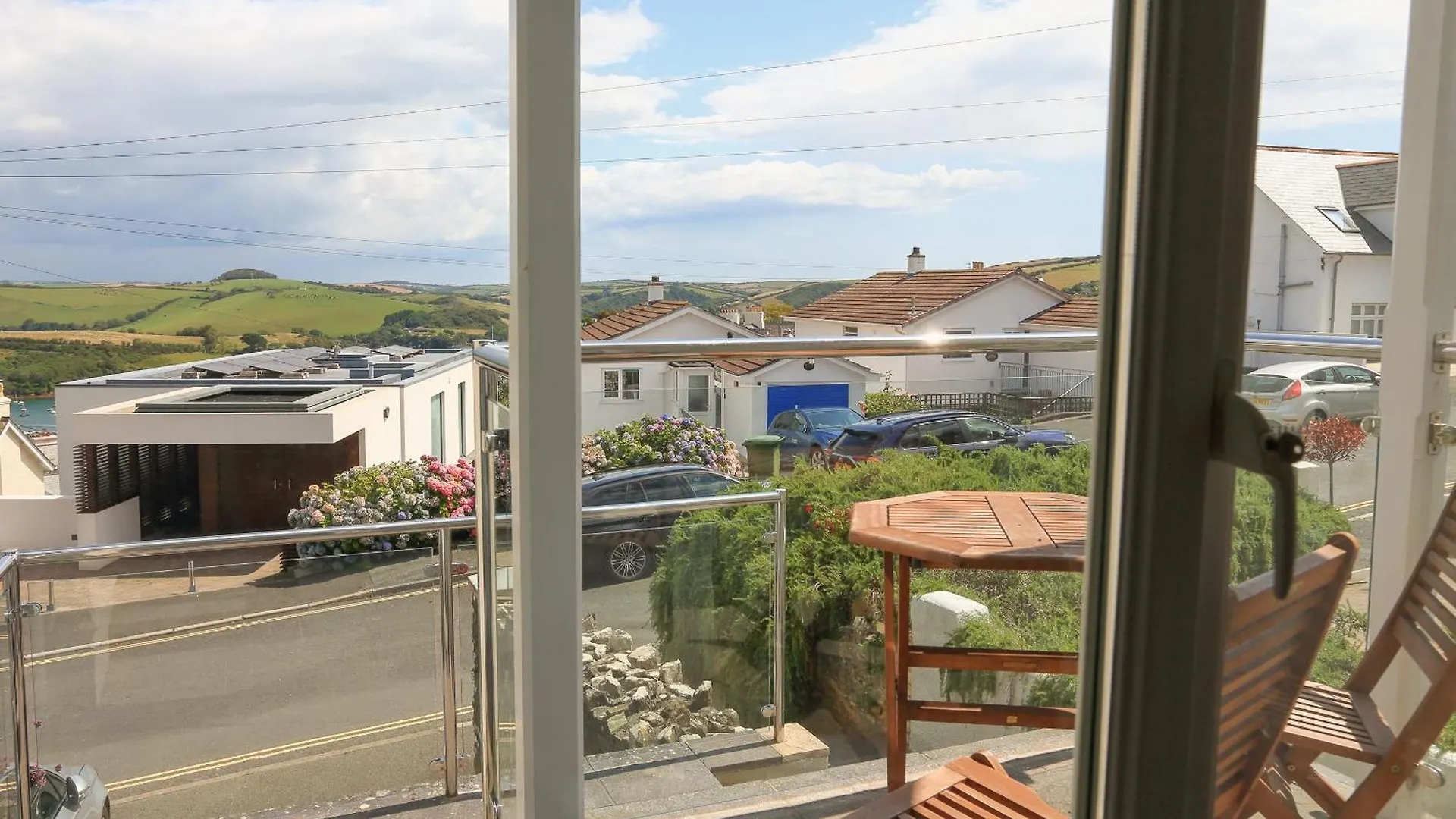 1 Lyndhurst * Salcombe