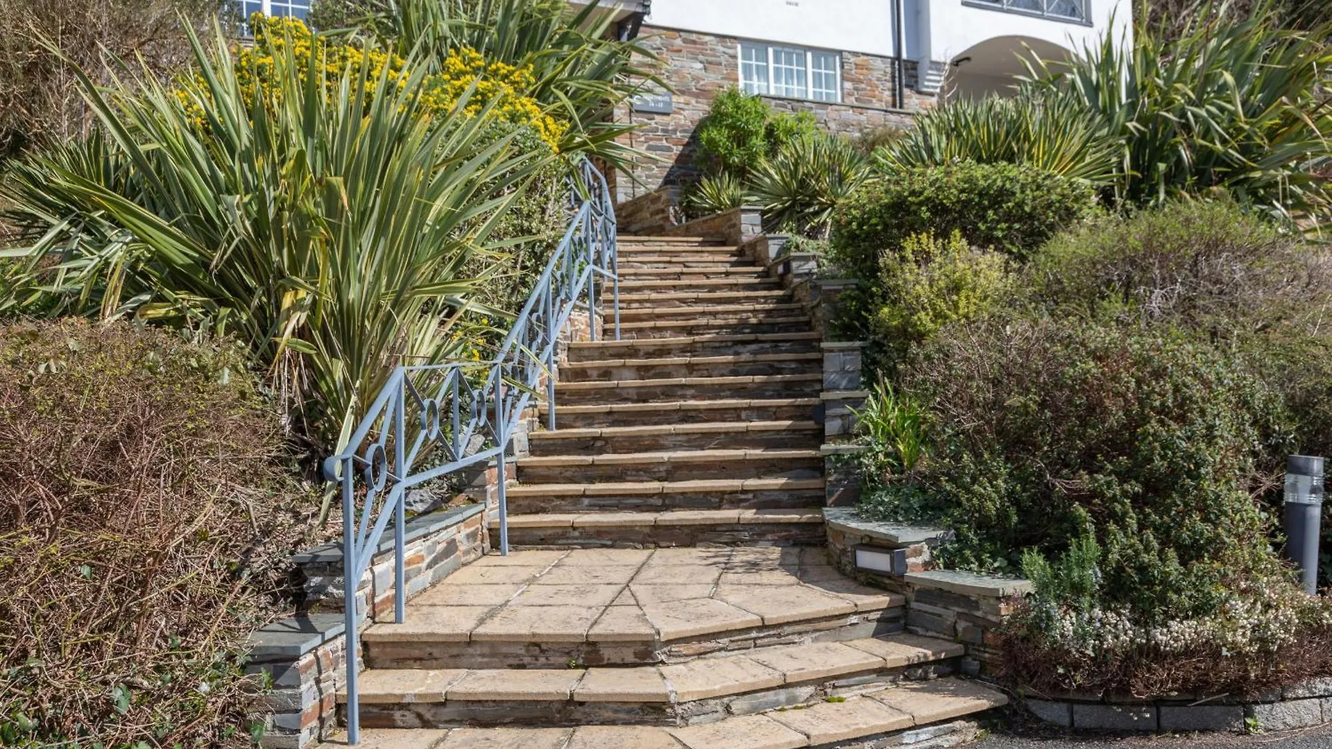 14 St Elmo Court Salcombe