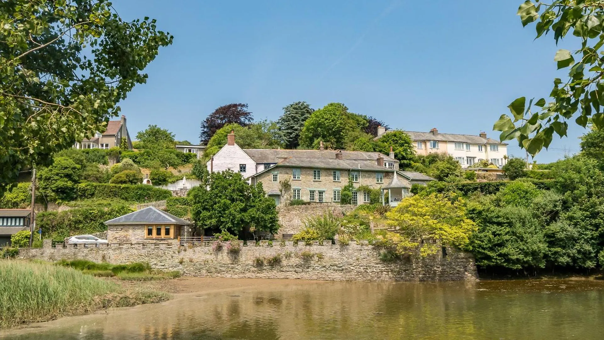 In Tranquil Hamlet Holiday home Salcombe