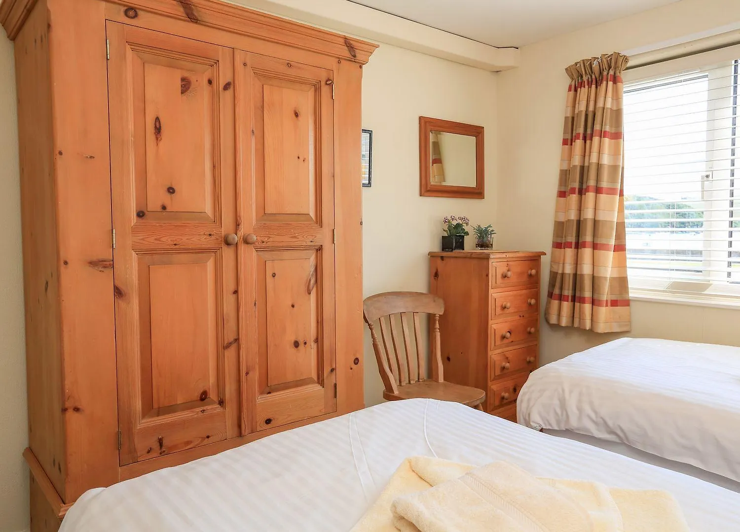 3 The Salcombe
