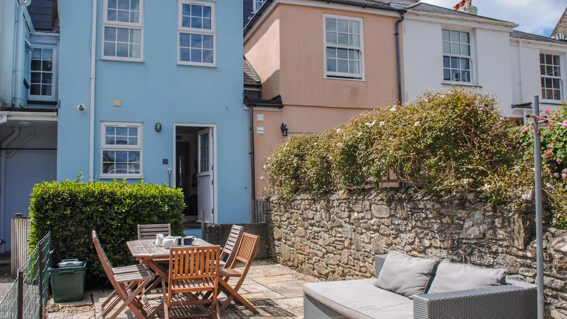 Bumblebee * Salcombe
