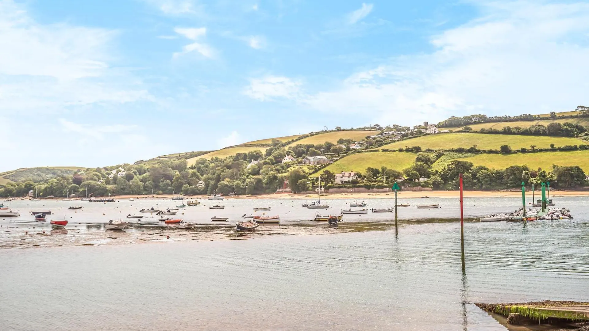 Holiday home In Tranquil Hamlet Salcombe